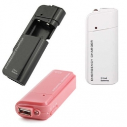 Powerbank accu voor twee AA batterijen voor het opladen