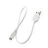 Korte witte handige kabel met aan de ene kan USB aansluiting en aan de andere kant Micro USB aansluiting