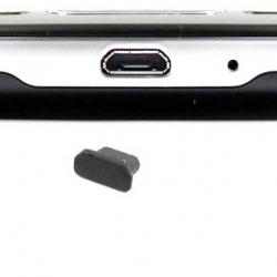 Stofkapje om de micro-USB ingang van de smartphone te beschermen