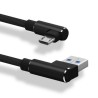 Kabel met USB en Micro-USB connectoren in een haakse hoek
